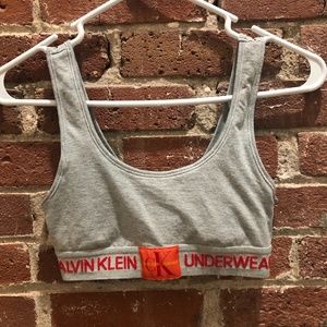 Calvin Klein UNDERWEAR GREY LOGO SPORTS BRA